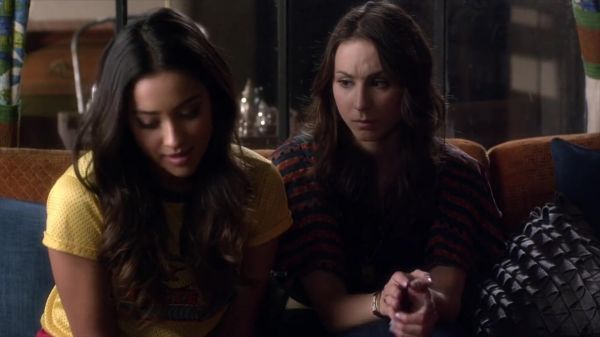 PLL_S04E06_720p_JACK_Up_DownloadSeriesHere_0511.jpg