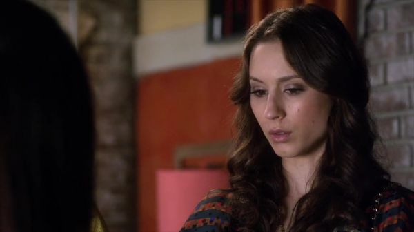 PLL_S04E06_720p_JACK_Up_DownloadSeriesHere_0652.jpg