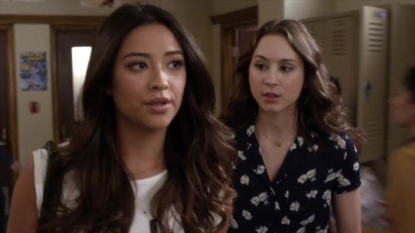 PLL_S04E06_720p_JACK_Up_DownloadSeriesHere_1289.jpg