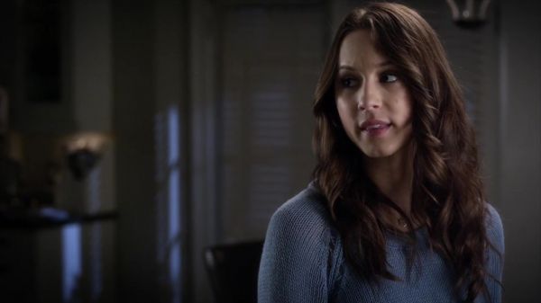 PLL_S04E07_720p_JACK_Up_DownloadSeriesHere_0080.jpg