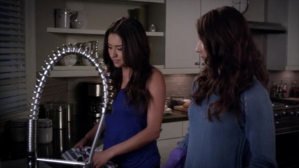 PLL_S04E07_720p_JACK_Up_DownloadSeriesHere_0099.jpg