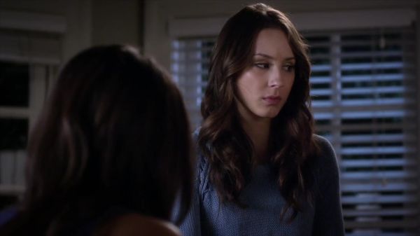PLL_S04E07_720p_JACK_Up_DownloadSeriesHere_0176.jpg