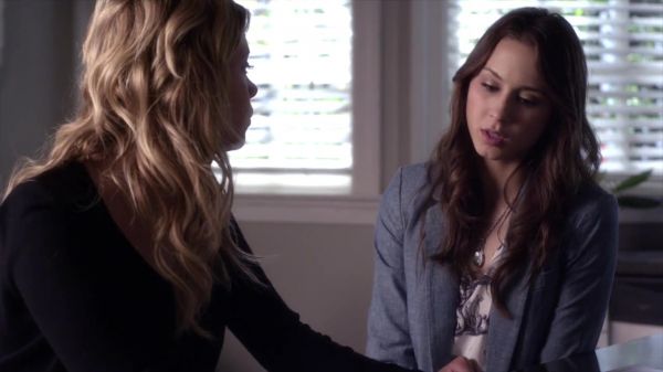 PLL_S04E07_720p_JACK_Up_DownloadSeriesHere_1124.jpg