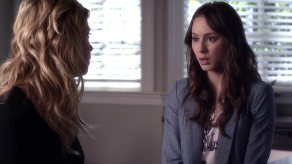 PLL_S04E07_720p_JACK_Up_DownloadSeriesHere_1131.jpg