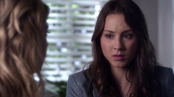 PLL_S04E07_720p_JACK_Up_DownloadSeriesHere_1186.jpg