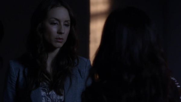 PLL_S04E07_720p_JACK_Up_DownloadSeriesHere_1420.jpg