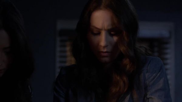 PLL_S04E07_720p_JACK_Up_DownloadSeriesHere_1609.jpg