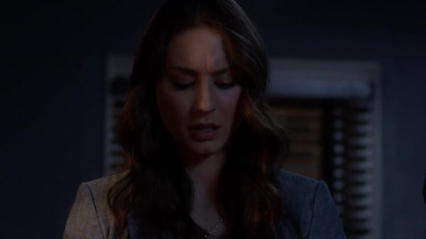 PLL_S04E07_720p_JACK_Up_DownloadSeriesHere_1624.jpg