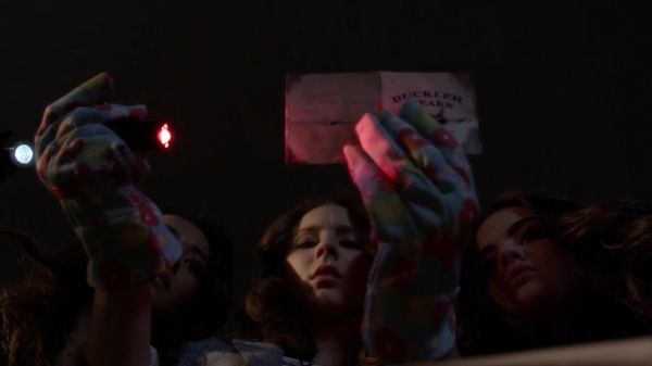 PLL_S04E07_720p_JACK_Up_DownloadSeriesHere_1638.jpg