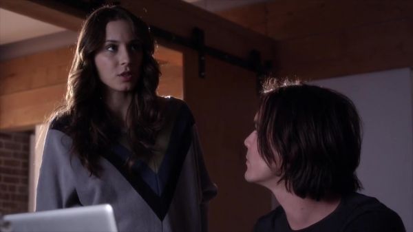 PLL_S04E07_720p_JACK_Up_DownloadSeriesHere_2061.jpg