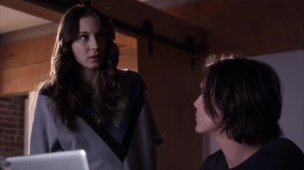PLL_S04E07_720p_JACK_Up_DownloadSeriesHere_2062.jpg