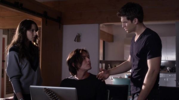 PLL_S04E07_720p_JACK_Up_DownloadSeriesHere_2081.jpg