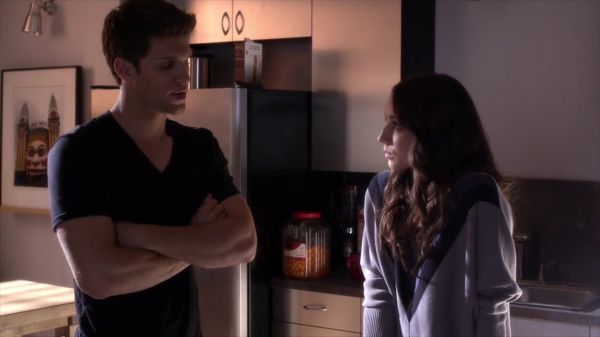 PLL_S04E07_720p_JACK_Up_DownloadSeriesHere_2094.jpg