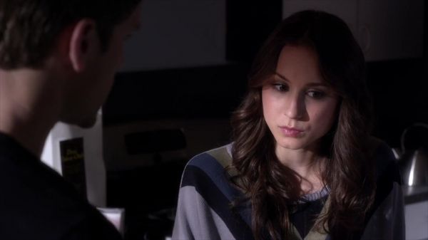 PLL_S04E07_720p_JACK_Up_DownloadSeriesHere_2104.jpg