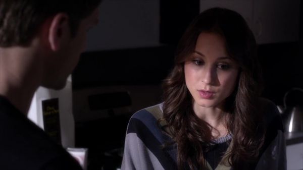 PLL_S04E07_720p_JACK_Up_DownloadSeriesHere_2107.jpg