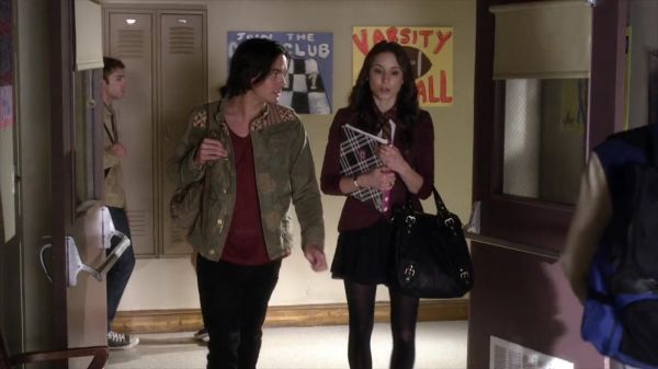 PLL_S04E08_720p_JACK_Up_DownloadSeriesHere_0545.jpg