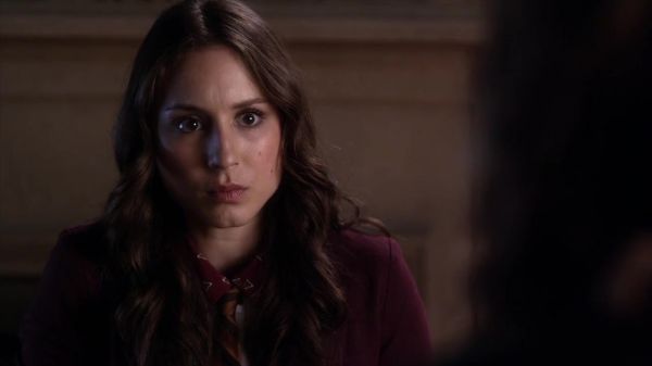 PLL_S04E08_720p_JACK_Up_DownloadSeriesHere_2500.jpg
