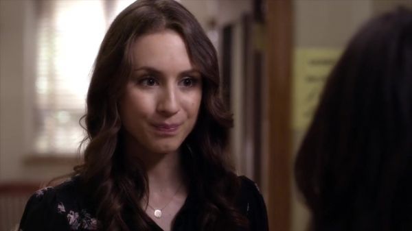 PLL_S04E09_720p_JACK_Up_DownloadSeriesHere_0808.jpg