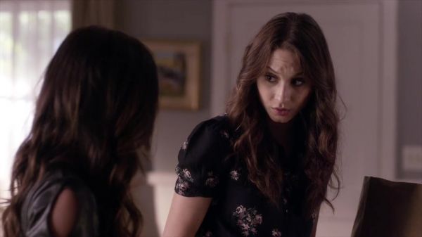PLL_S04E09_720p_JACK_Up_DownloadSeriesHere_1046.jpg