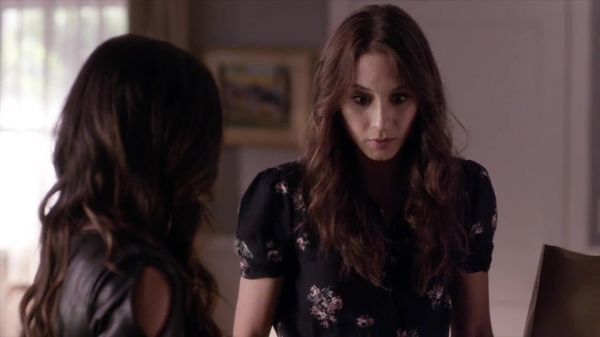 PLL_S04E09_720p_JACK_Up_DownloadSeriesHere_1058.jpg