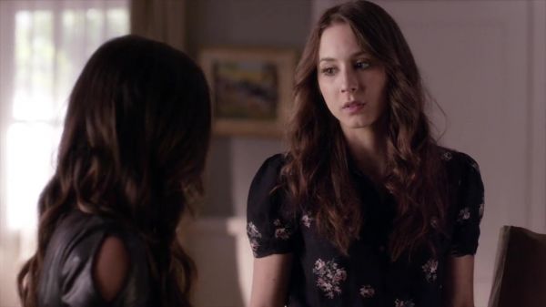 PLL_S04E09_720p_JACK_Up_DownloadSeriesHere_1069.jpg
