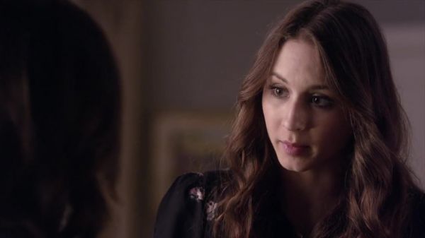 PLL_S04E09_720p_JACK_Up_DownloadSeriesHere_1074.jpg