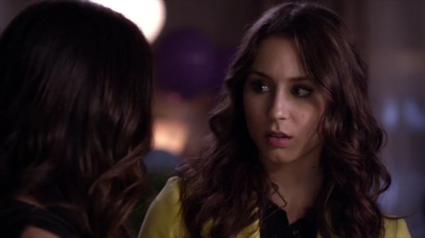 PLL_S04E09_720p_JACK_Up_DownloadSeriesHere_1434.jpg