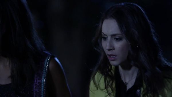 PLL_S04E09_720p_JACK_Up_DownloadSeriesHere_2071.jpg