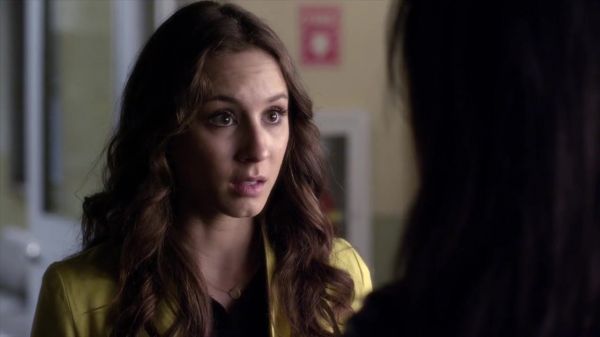 PLL_S04E09_720p_JACK_Up_DownloadSeriesHere_2386.jpg