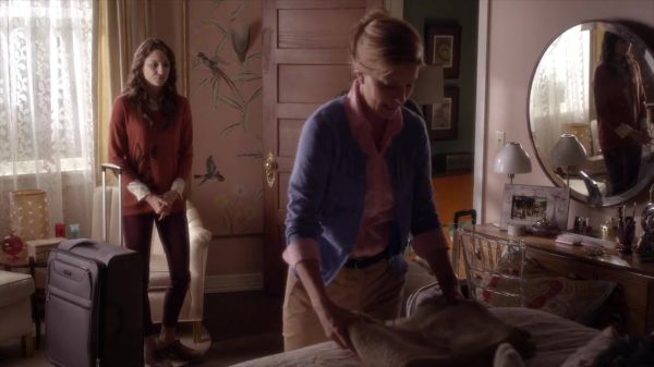 PLL_S04E10_720p_JACK_Up_DownloadSeriesHere_0546.jpg