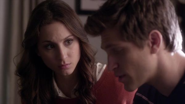 PLL_S04E10_720p_JACK_Up_DownloadSeriesHere_0867.jpg
