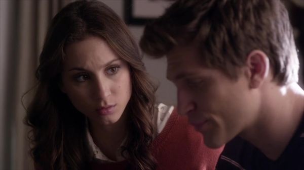 PLL_S04E10_720p_JACK_Up_DownloadSeriesHere_0868.jpg
