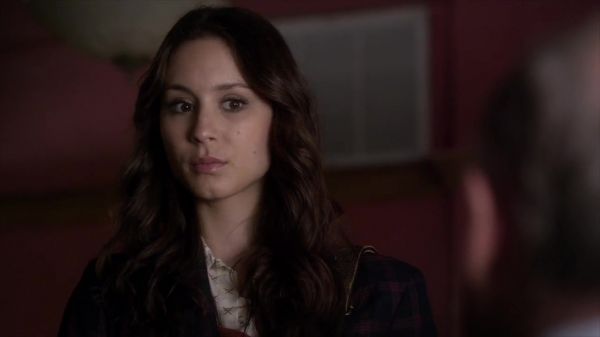 PLL_S04E10_720p_JACK_Up_DownloadSeriesHere_1688.jpg