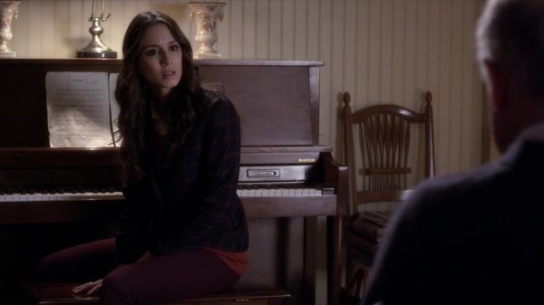 PLL_S04E10_720p_JACK_Up_DownloadSeriesHere_1928.jpg
