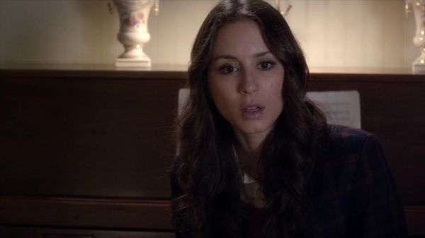 PLL_S04E10_720p_JACK_Up_DownloadSeriesHere_1943.jpg