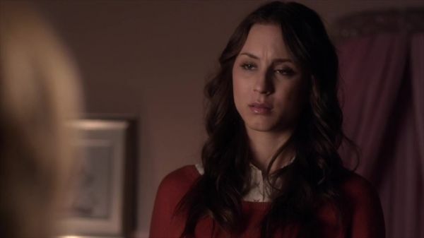 PLL_S04E10_720p_JACK_Up_DownloadSeriesHere_1999.jpg