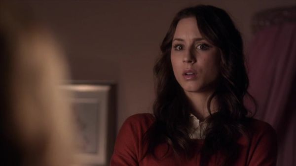 PLL_S04E10_720p_JACK_Up_DownloadSeriesHere_2009.jpg