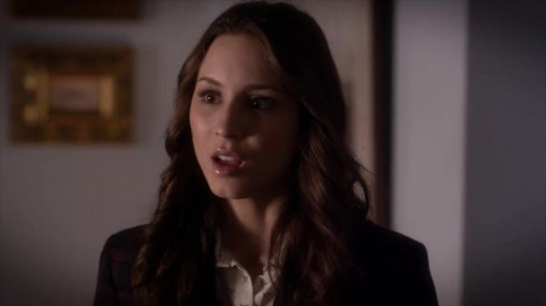 PLL_S04E10_720p_JACK_Up_DownloadSeriesHere_2036.jpg