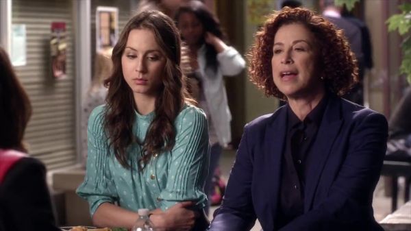 PLL_S04E11_720p_JACK_Up_DownloadSeriesHere_0153.jpg