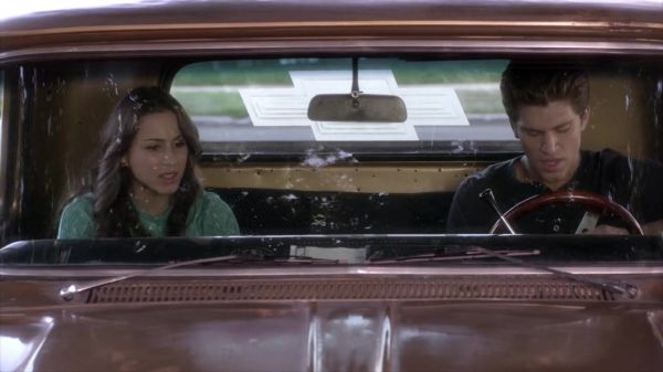 PLL_S04E11_720p_JACK_Up_DownloadSeriesHere_0763.jpg