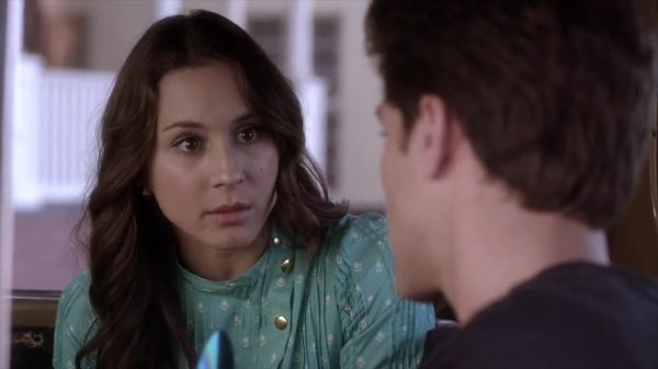 PLL_S04E11_720p_JACK_Up_DownloadSeriesHere_0768.jpg