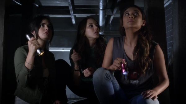 PLL_S04E11_720p_JACK_Up_DownloadSeriesHere_0887.jpg