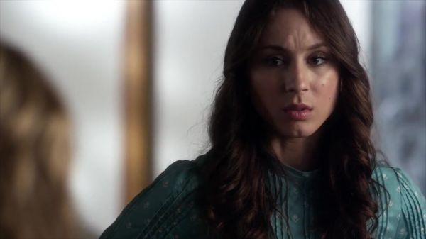 PLL_S04E11_720p_JACK_Up_DownloadSeriesHere_1044.jpg