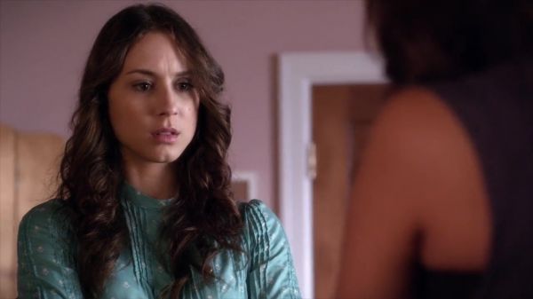 PLL_S04E11_720p_JACK_Up_DownloadSeriesHere_1407.jpg