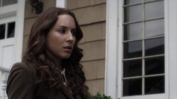 PLL_S04E12_720p_JACK_Up_DownloadSeriesHere_0647.jpg