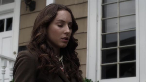 PLL_S04E12_720p_JACK_Up_DownloadSeriesHere_0648.jpg