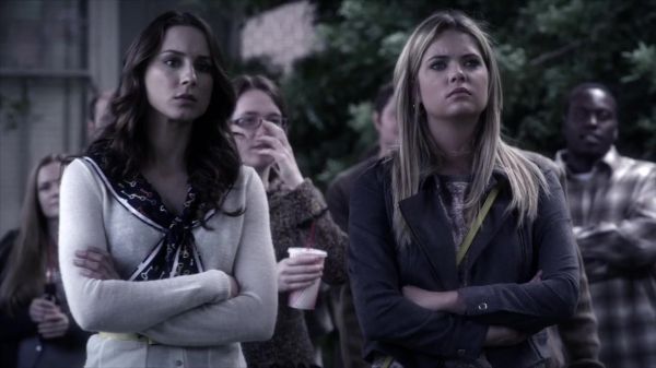 PLL_S04E12_720p_JACK_Up_DownloadSeriesHere_1605.jpg