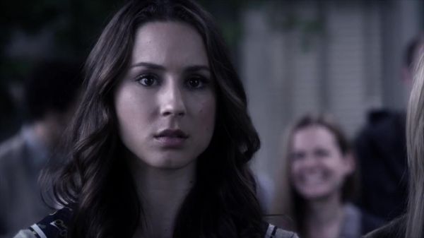 PLL_S04E12_720p_JACK_Up_DownloadSeriesHere_1613.jpg