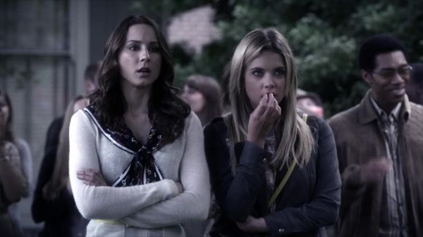 PLL_S04E12_720p_JACK_Up_DownloadSeriesHere_1628.jpg