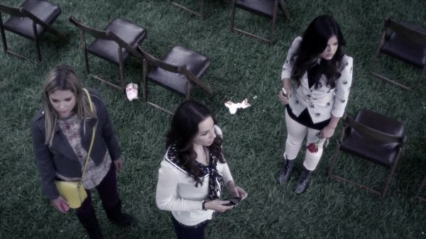 PLL_S04E12_720p_JACK_Up_DownloadSeriesHere_1675.jpg